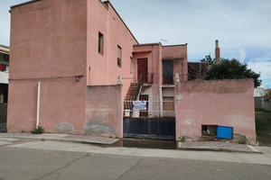 Casa indipendente da 200 mq con giardino