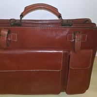 Valigetta ventiquattrore portadocumenti in vera pe