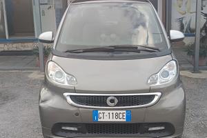 Smart ForTwo 1000 2013 - 999 benzina MHD coupé pul