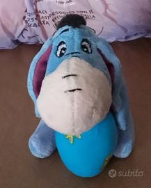 Peluche Ih-Oh Winnie the Pooh Disney con uovo di P