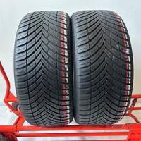 2 gomme 235 45 18 Toyo