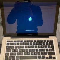 MacBook Pro Sequoia 13" 16GB RAM 512GB SSD
