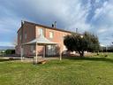 bolgheri-casa-di-campagna-con-annessi-e-terreno