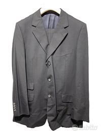 Completo grigio Gucci