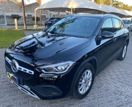 MERCEDES-BENZ GLA 200 d Automatic Extra