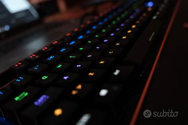 Tastiera Gaming Meccanica Ottica LED Pyramidea