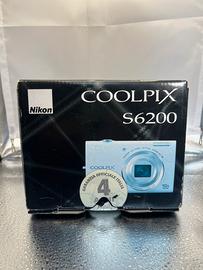 Nikon Coolpix S6200 + Scheda SD 32 GB