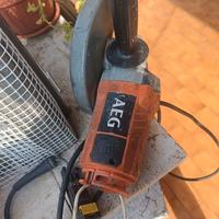 smerigliatrice angolare AEG mod. WS 22-230 guasta