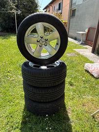 Gomme NEXEN 225/55R16 con cerchi in lega