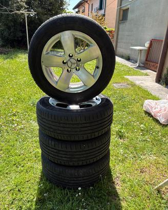 Gomme NEXEN 225/55R16 con cerchi in lega