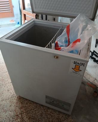 congelatore a pozzetto 