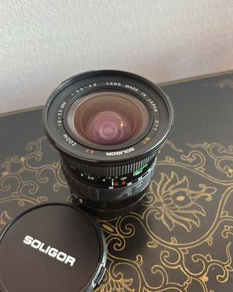 Soligor MC AF 19-35mm f/3.5-4.5 – attacco Canon EF
