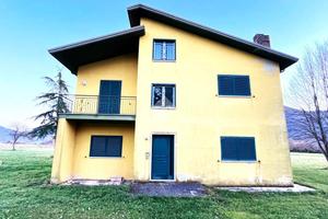 3 LOCALI A VOLTURARA IRPINA