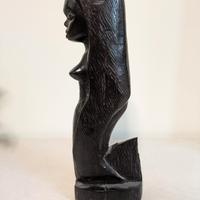 statuetta di donna sirena in ebano