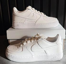 Nike Air Force 1 bianche – taglia 38