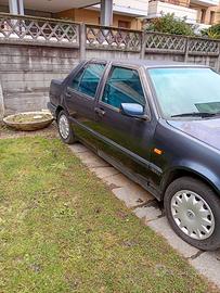 Lancia Thema 