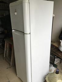 Frigorifero Combinato INDESIT