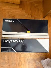 Samsung Odyssey g7 curvo 27”
