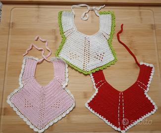 bavaglini fatti all'uncinetto 