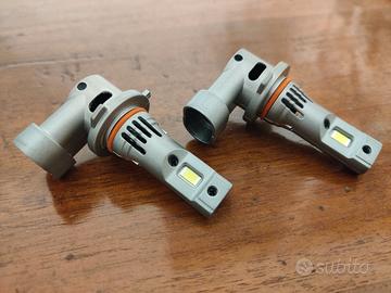 Lampadine auto LED HB3 by Fuzion - NUOVE -