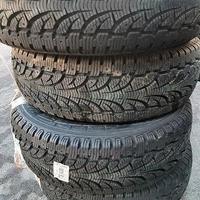 4 gomme invernali nuove 215 75 16 Pirelli