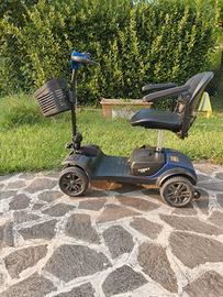 Scooter elettrico per anziani e disabili