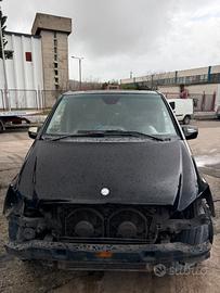 DISPONIBILE PER RICAMBI MERCEDES VIANO 2.2 GASOLIO