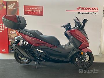Honda Forza 350 DE LUXE