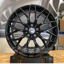 Set cerchi in lega 18 per VW modello ViperX EW22