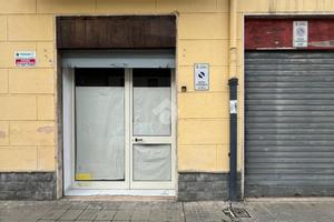 NEGOZIO A BRINDISI