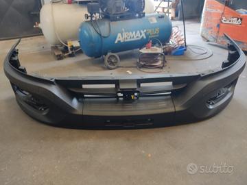 PARAURTI ANTERIORE IVECO DAILY 2022