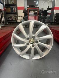 4 Cerchi in lega Originali Alfa Romeo Giulietta 17