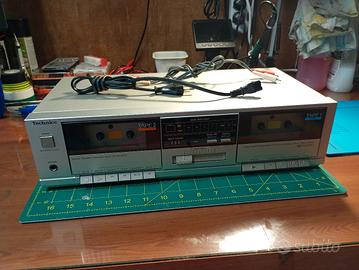 Piastra a cassette Technics RS-D550W