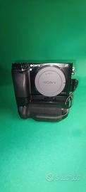  Sony Alpha A6000 in buone condizione 