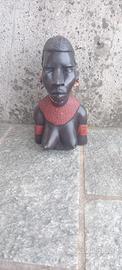 Mezzobusto donna tribale africana