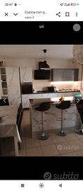 Cucina completa con quarzo vero e con isola