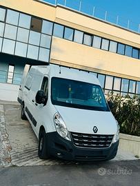 Renault master