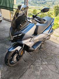 Sym ADX 300