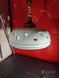 Lampadario in ceramica smaltata con decori