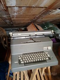 Macchina da scrivere elettrica Olivetti Editor 4