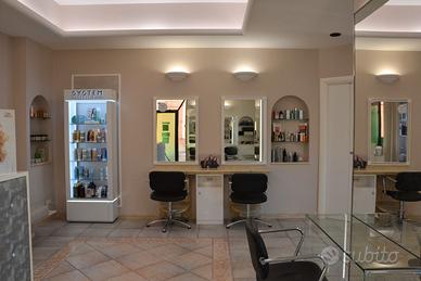 CASSA + POSTAZIONE PER PARRUCCHIERE