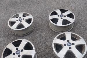 Cerchi in lega Ford da 16'