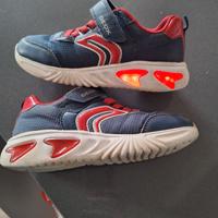 Scarpe geox con luci  N. 32