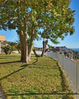 Villa di 288 m² con più di 5 locali e box auto dop