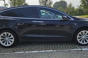 Tesla X 100 Batteria nuova supercharger gratuiti