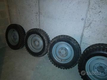 Cerchioni Jeep Willys