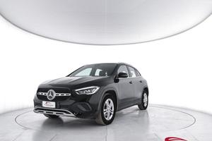 MERCEDES-BENZ GLA 180 180 Automatic Sport