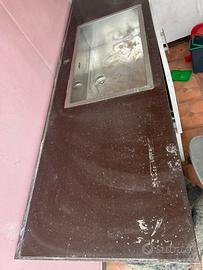 Rip per cucina in granito con lavello