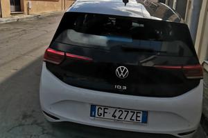 Volkswagen id3 pure 45 kW.