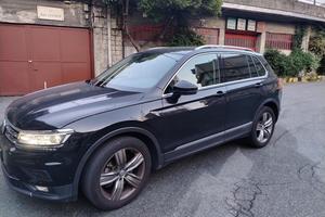 auto wolsvagen tiguan 